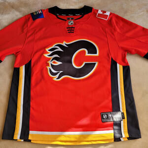 Calgary Flames Hockey Jersey Men's Large Matthew Tkachuk #19 Fanatics